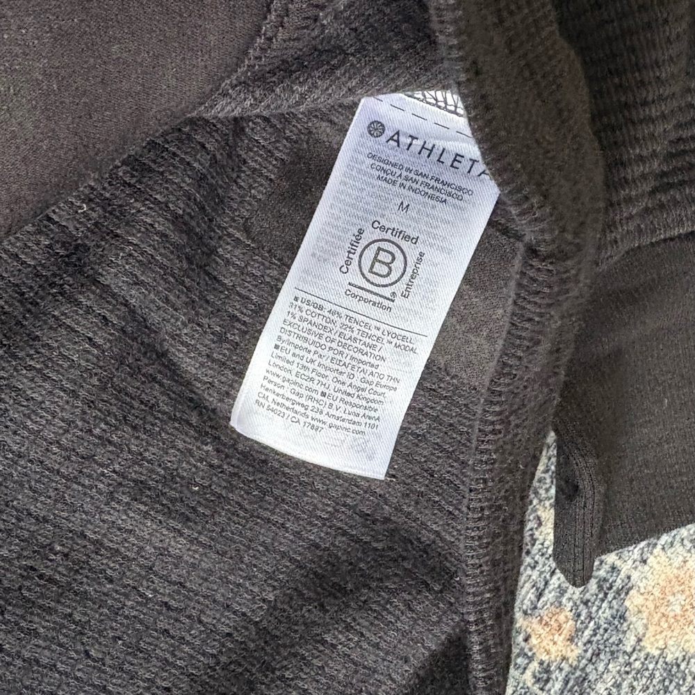 Athleta Tranquil Waffle 1/2 Zip Sweatshirt - Size Medium NEW! - Picture 8 of 9